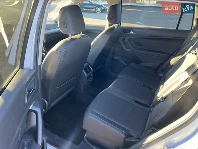 Белый Фольксваген Тигуан, объемом двигателя 2 л и пробегом 84 тыс. км за 22700 $, фото 9 на Automoto.ua