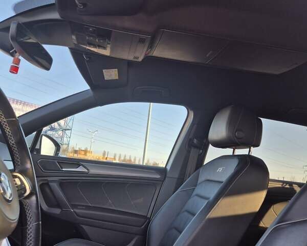 Белый Фольксваген Тигуан, объемом двигателя 1.98 л и пробегом 160 тыс. км за 29000 $, фото 15 на Automoto.ua