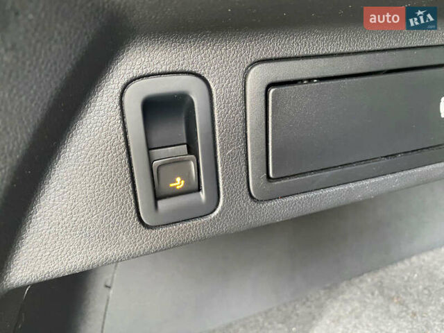 Білий Фольксваген Тігуан, об'ємом двигуна 2 л та пробігом 182 тис. км за 31600 $, фото 65 на Automoto.ua