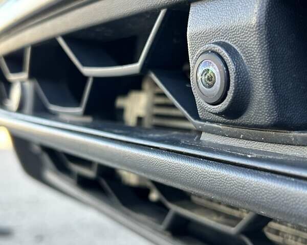 Белый Фольксваген Тигуан, объемом двигателя 2 л и пробегом 120 тыс. км за 24200 $, фото 42 на Automoto.ua