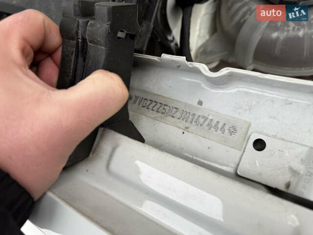 Білий Фольксваген Тігуан, об'ємом двигуна 2 л та пробігом 66 тис. км за 30999 $, фото 96 на Automoto.ua