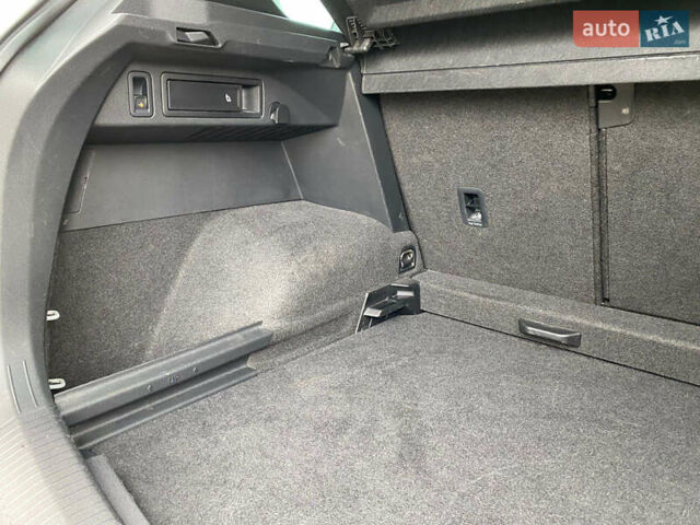 Білий Фольксваген Тігуан, об'ємом двигуна 2 л та пробігом 182 тис. км за 31600 $, фото 68 на Automoto.ua