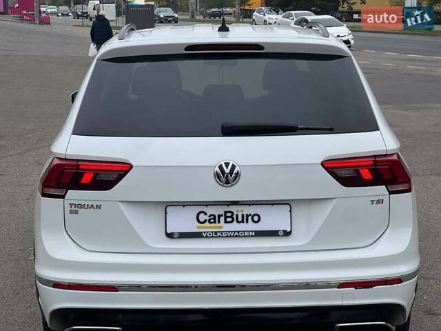 Белый Фольксваген Тигуан, объемом двигателя 2 л и пробегом 64 тыс. км за 17900 $, фото 12 на Automoto.ua