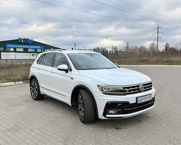 Белый Фольксваген Тигуан, объемом двигателя 1.97 л и пробегом 222 тыс. км за 27500 $, фото 2 на Automoto.ua