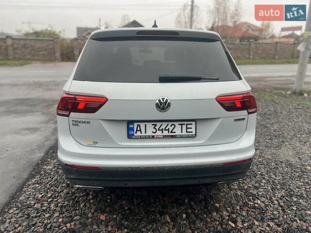 Белый Фольксваген Тигуан, объемом двигателя 1.98 л и пробегом 83 тыс. км за 23500 $, фото 4 на Automoto.ua