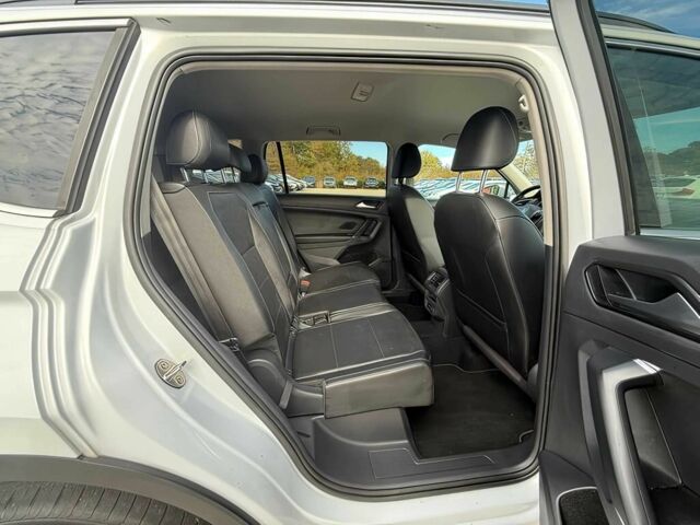 Білий Фольксваген Тігуан, об'ємом двигуна 2 л та пробігом 42 тис. км за 10600 $, фото 13 на Automoto.ua