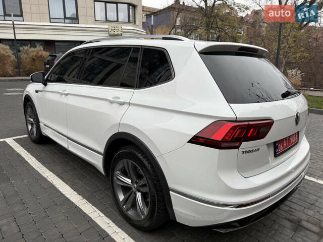 Белый Фольксваген Тигуан, объемом двигателя 1.98 л и пробегом 157 тыс. км за 22500 $, фото 7 на Automoto.ua