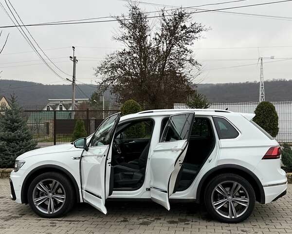 Білий Фольксваген Тігуан, об'ємом двигуна 1.98 л та пробігом 160 тис. км за 29800 $, фото 8 на Automoto.ua