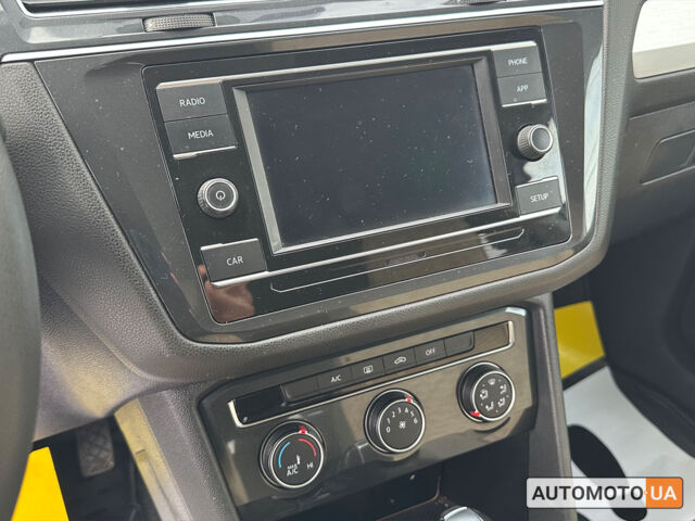 Белый Фольксваген Тигуан, объемом двигателя 2 л и пробегом 116 тыс. км за 19500 $, фото 11 на Automoto.ua