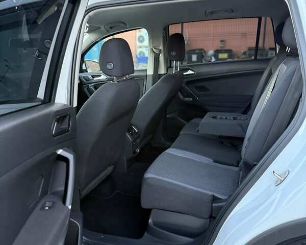 Белый Фольксваген Тигуан, объемом двигателя 1.98 л и пробегом 183 тыс. км за 15750 $, фото 13 на Automoto.ua