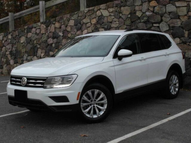 Белый Фольксваген Тигуан, объемом двигателя 2 л и пробегом 33 тыс. км за 15100 $, фото 2 на Automoto.ua