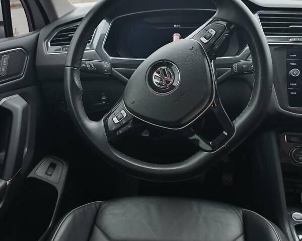 Білий Фольксваген Тігуан, об'ємом двигуна 1.98 л та пробігом 63 тис. км за 29000 $, фото 10 на Automoto.ua