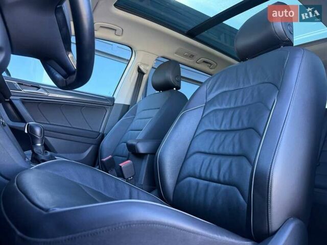 Білий Фольксваген Тігуан, об'ємом двигуна 1.98 л та пробігом 170 тис. км за 19100 $, фото 24 на Automoto.ua
