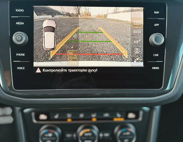 Белый Фольксваген Тигуан, объемом двигателя 1.97 л и пробегом 171 тыс. км за 28350 $, фото 24 на Automoto.ua