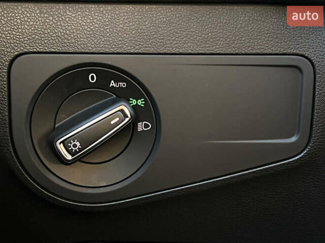 Белый Фольксваген Тигуан, объемом двигателя 0 л и пробегом 99 тыс. км за 19900 $, фото 19 на Automoto.ua