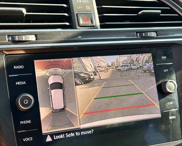Белый Фольксваген Тигуан, объемом двигателя 2 л и пробегом 120 тыс. км за 24200 $, фото 44 на Automoto.ua