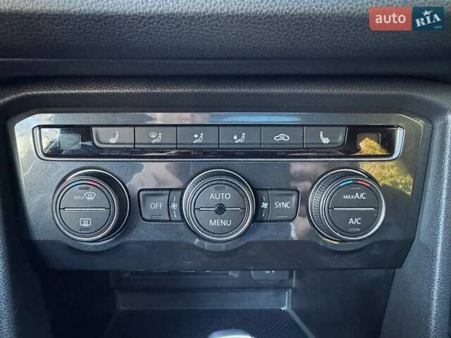 Белый Фольксваген Тигуан, объемом двигателя 1.98 л и пробегом 63 тыс. км за 26000 $, фото 8 на Automoto.ua