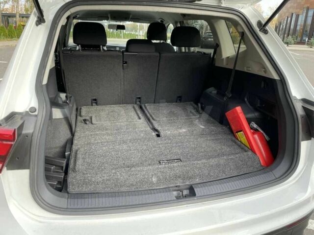 Белый Фольксваген Тигуан, объемом двигателя 2 л и пробегом 101 тыс. км за 15500 $, фото 10 на Automoto.ua