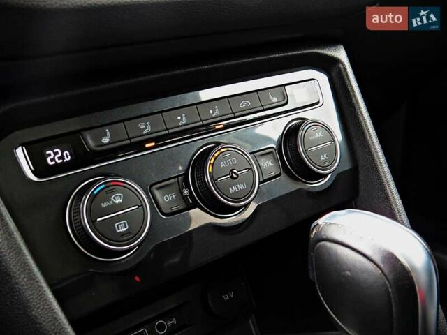 Білий Фольксваген Тігуан, об'ємом двигуна 2 л та пробігом 110 тис. км за 17800 $, фото 14 на Automoto.ua