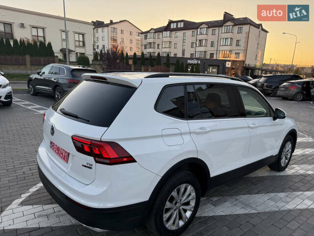 Белый Фольксваген Тигуан, объемом двигателя 1.98 л и пробегом 135 тыс. км за 16400 $, фото 19 на Automoto.ua