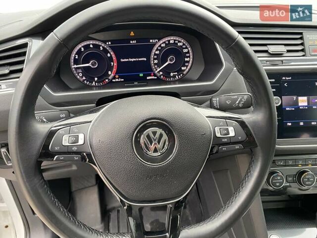 Белый Фольксваген Тигуан, объемом двигателя 1.98 л и пробегом 68 тыс. км за 19900 $, фото 31 на Automoto.ua