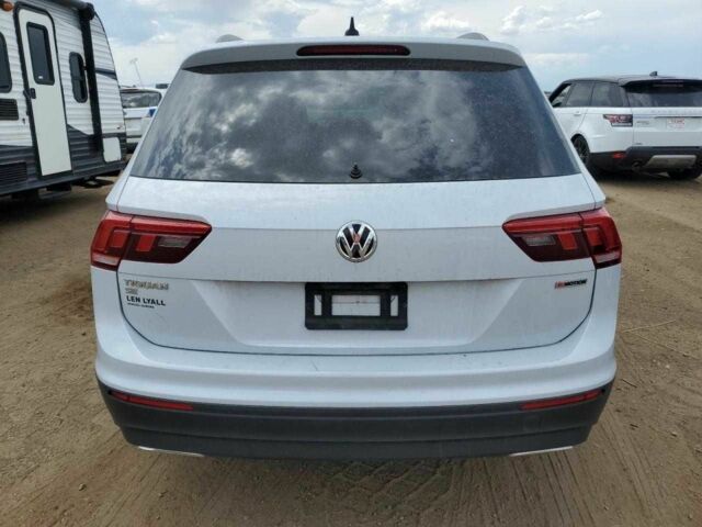 Белый Фольксваген Тигуан, объемом двигателя 0 л и пробегом 63 тыс. км за 3800 $, фото 5 на Automoto.ua