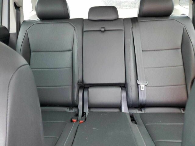 Белый Фольксваген Тигуан, объемом двигателя 0 л и пробегом 63 тыс. км за 3800 $, фото 9 на Automoto.ua