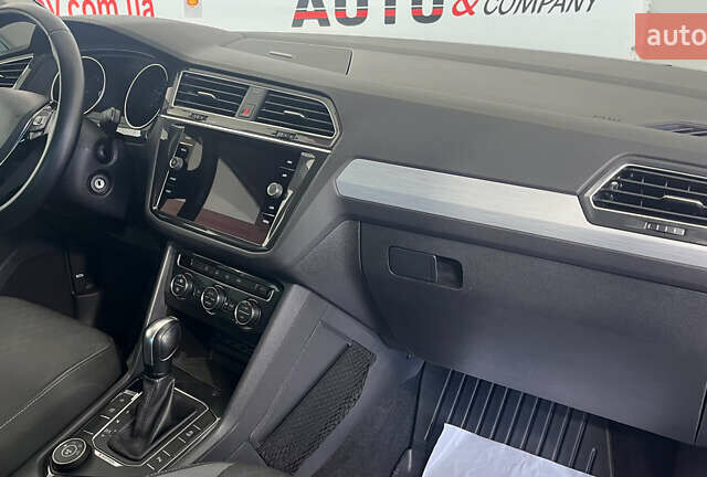 Білий Фольксваген Тігуан, об'ємом двигуна 1.98 л та пробігом 191 тис. км за 22950 $, фото 7 на Automoto.ua