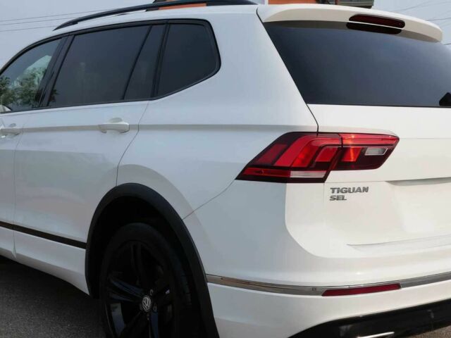 Белый Фольксваген Тигуан, объемом двигателя 2 л и пробегом 48 тыс. км за 5600 $, фото 3 на Automoto.ua