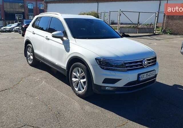 Белый Фольксваген Тигуан, объемом двигателя 1.98 л и пробегом 164 тыс. км за 21937 $, фото 3 на Automoto.ua