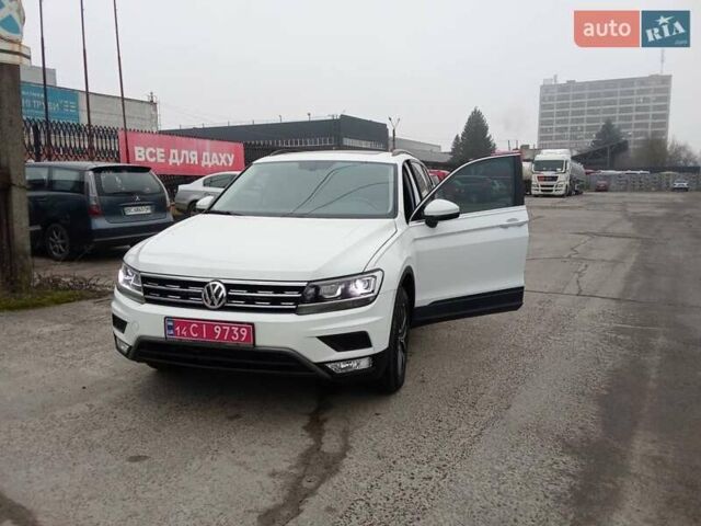 Белый Фольксваген Тигуан, объемом двигателя 1.97 л и пробегом 105 тыс. км за 18200 $, фото 5 на Automoto.ua