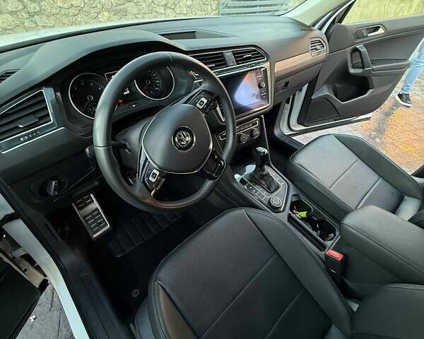 Белый Фольксваген Тигуан, объемом двигателя 1.98 л и пробегом 97 тыс. км за 21300 $, фото 9 на Automoto.ua