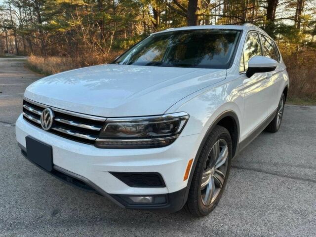 Белый Фольксваген Тигуан, объемом двигателя 2 л и пробегом 38 тыс. км за 14000 $, фото 2 на Automoto.ua