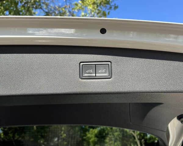 Белый Фольксваген Тигуан, объемом двигателя 1.98 л и пробегом 135 тыс. км за 24800 $, фото 9 на Automoto.ua