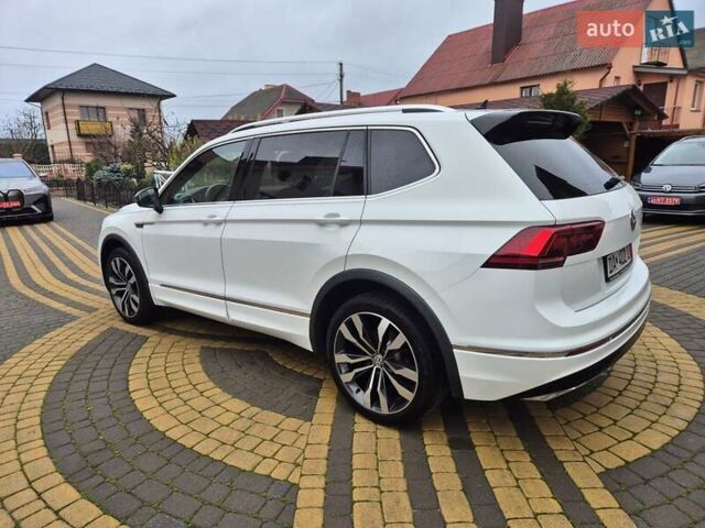 Білий Фольксваген Тігуан, об'ємом двигуна 2 л та пробігом 245 тис. км за 28900 $, фото 4 на Automoto.ua