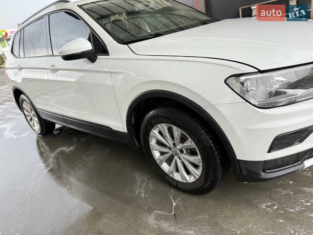 Белый Фольксваген Тигуан, объемом двигателя 1.98 л и пробегом 94 тыс. км за 17500 $, фото 8 на Automoto.ua