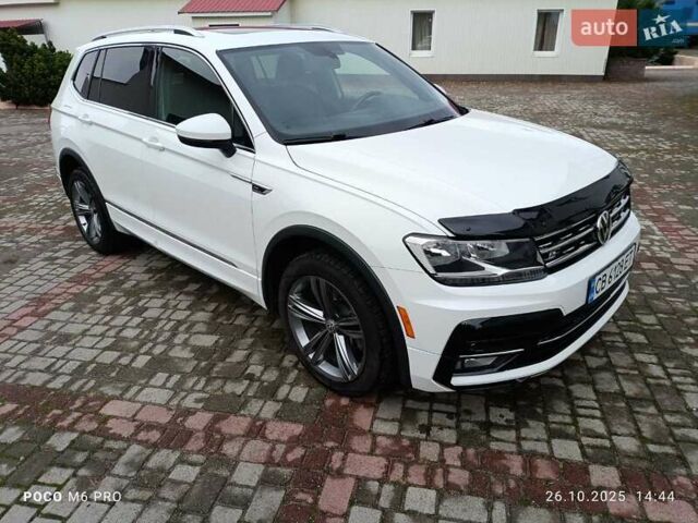 Белый Фольксваген Тигуан, объемом двигателя 1.98 л и пробегом 120 тыс. км за 25000 $, фото 5 на Automoto.ua