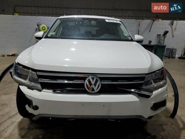 Белый Фольксваген Тигуан, объемом двигателя 1.98 л и пробегом 85 тыс. км за 3000 $, фото 4 на Automoto.ua