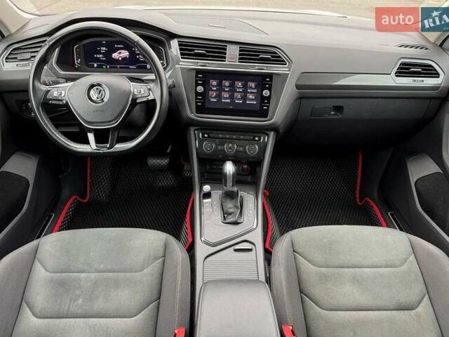 Белый Фольксваген Тигуан, объемом двигателя 1.98 л и пробегом 204 тыс. км за 23000 $, фото 33 на Automoto.ua