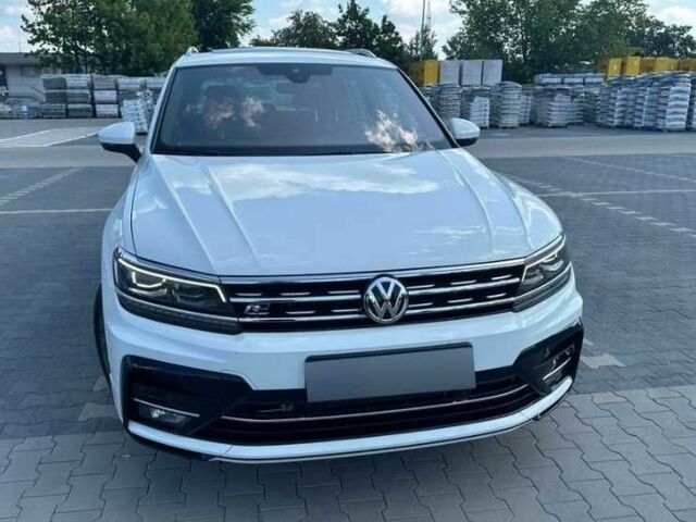 Белый Фольксваген Тигуан, объемом двигателя 2 л и пробегом 47 тыс. км за 15400 $, фото 5 на Automoto.ua