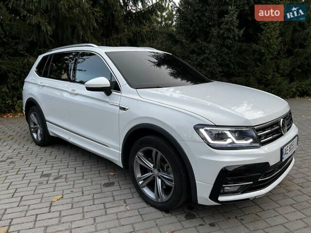 Белый Фольксваген Тигуан, объемом двигателя 1.98 л и пробегом 55 тыс. км за 27999 $, фото 18 на Automoto.ua