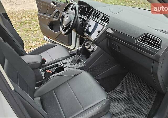 Білий Фольксваген Тігуан, об'ємом двигуна 1.98 л та пробігом 89 тис. км за 21500 $, фото 4 на Automoto.ua