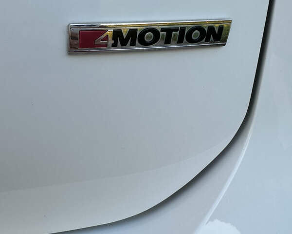 Белый Фольксваген Тигуан, объемом двигателя 2 л и пробегом 198 тыс. км за 41500 $, фото 12 на Automoto.ua