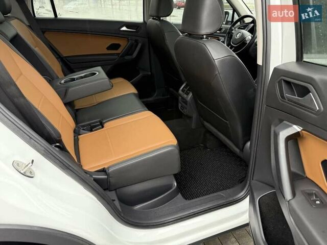 Белый Фольксваген Тигуан, объемом двигателя 1.98 л и пробегом 82 тыс. км за 22700 $, фото 22 на Automoto.ua