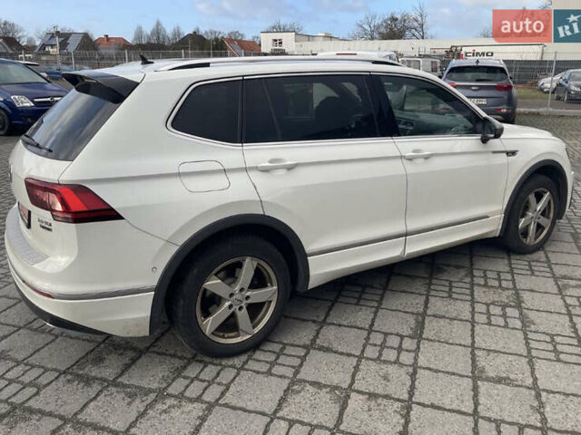 Белый Фольксваген Тигуан, объемом двигателя 1.98 л и пробегом 234 тыс. км за 32500 $, фото 6 на Automoto.ua