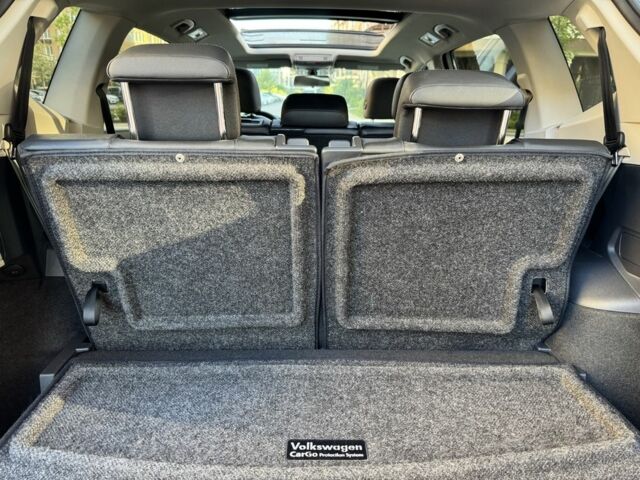 Білий Фольксваген Тігуан, об'ємом двигуна 2 л та пробігом 103 тис. км за 21000 $, фото 17 на Automoto.ua