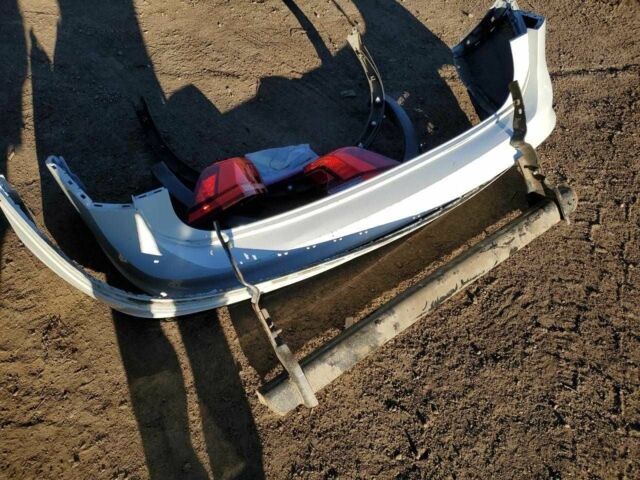 Білий Фольксваген Тігуан, об'ємом двигуна 2 л та пробігом 83 тис. км за 4000 $, фото 11 на Automoto.ua