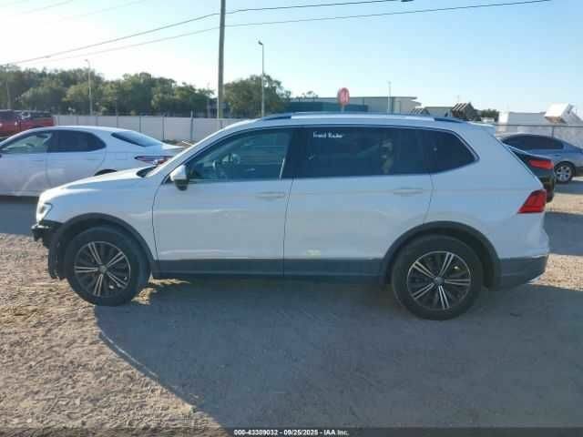 Білий Фольксваген Тігуан, об'ємом двигуна 0 л та пробігом 35 тис. км за 4000 $, фото 14 на Automoto.ua