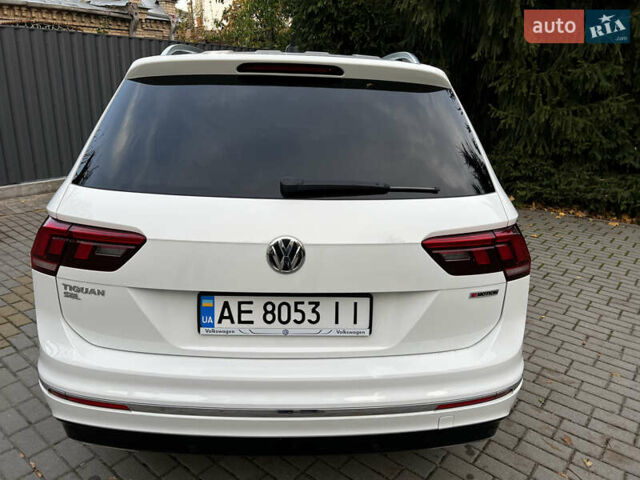 Белый Фольксваген Тигуан, объемом двигателя 1.98 л и пробегом 55 тыс. км за 27999 $, фото 9 на Automoto.ua