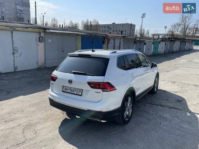 Белый Фольксваген Тигуан, объемом двигателя 1.98 л и пробегом 144 тыс. км за 21900 $, фото 5 на Automoto.ua